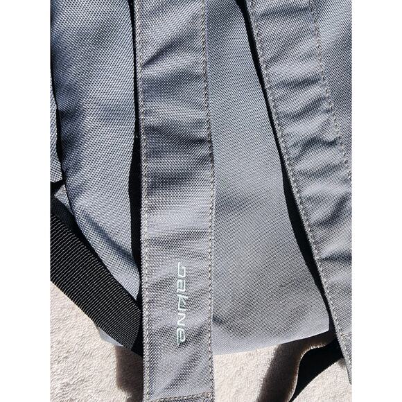 DaKine Cosmo 6.5L Backpack Vintage Blue Grey Small Travel Bag Surf Snow Skate - Picture 6 of 9